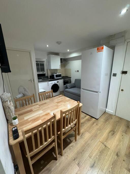 Cozy Apartment - 5 Min From Camden Market Hw7 Londen Buitenkant foto
